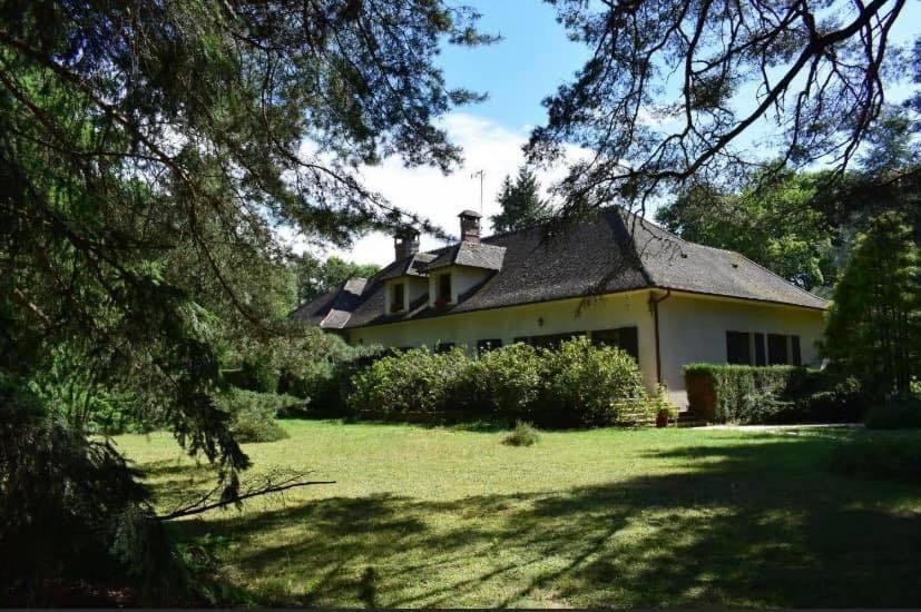 Aubigny-sur-Nère Les Genebruyeres - L'Histoire D'Un Reve B&B 외부 사진